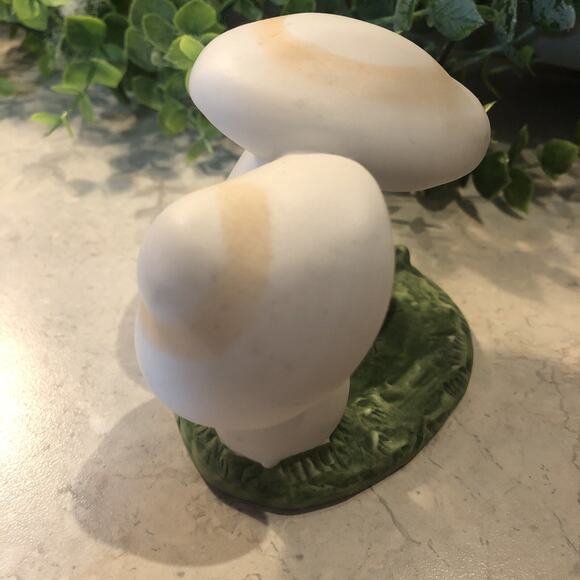 Franklin Mint Woodland Surprise 3X3" Mushroom Mouse House(no Mouse) - Picture 5 of 6